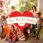 worldfamily ibiza bags huisstijl visitekaartjes logo labelboekje